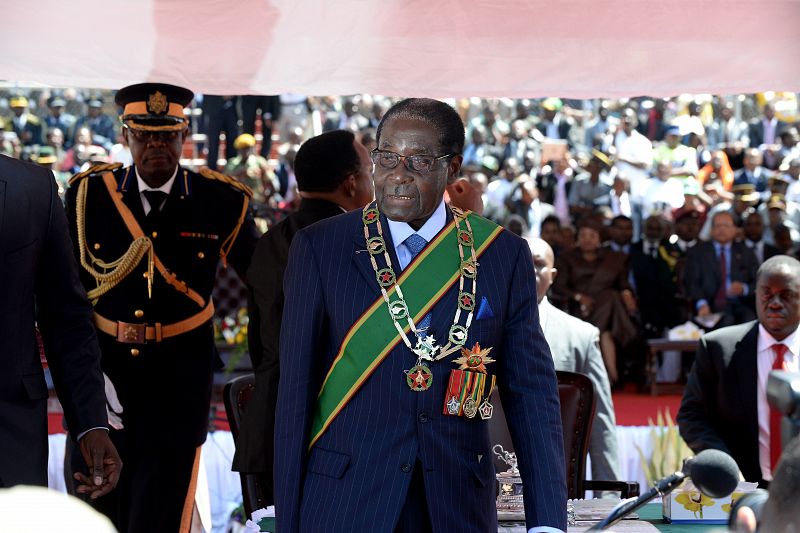 Robert Mugabe es investido presidente de Zimbabue por séptima vez