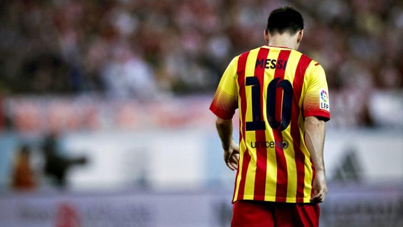 Messi solo sufre un hematoma intramuscular en el muslo