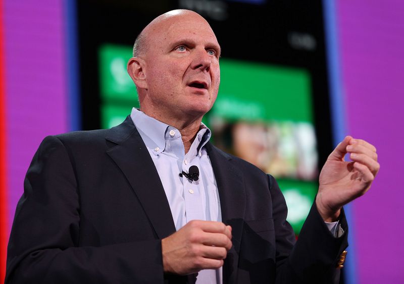 Steve Ballmer abandonará la dirección de Microsoft en menos de un año