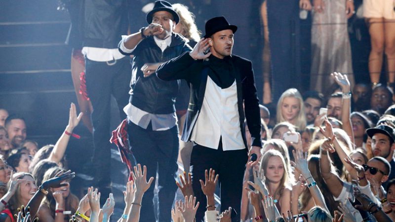 Justin Timberlake afianza su reinado con cuatro galardones en la noche de su homenaje