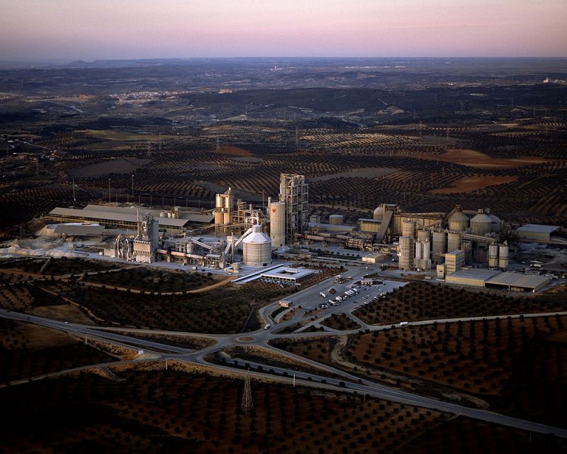 Productos creados a partir de residuos, un proceso alternativo en las cementeras