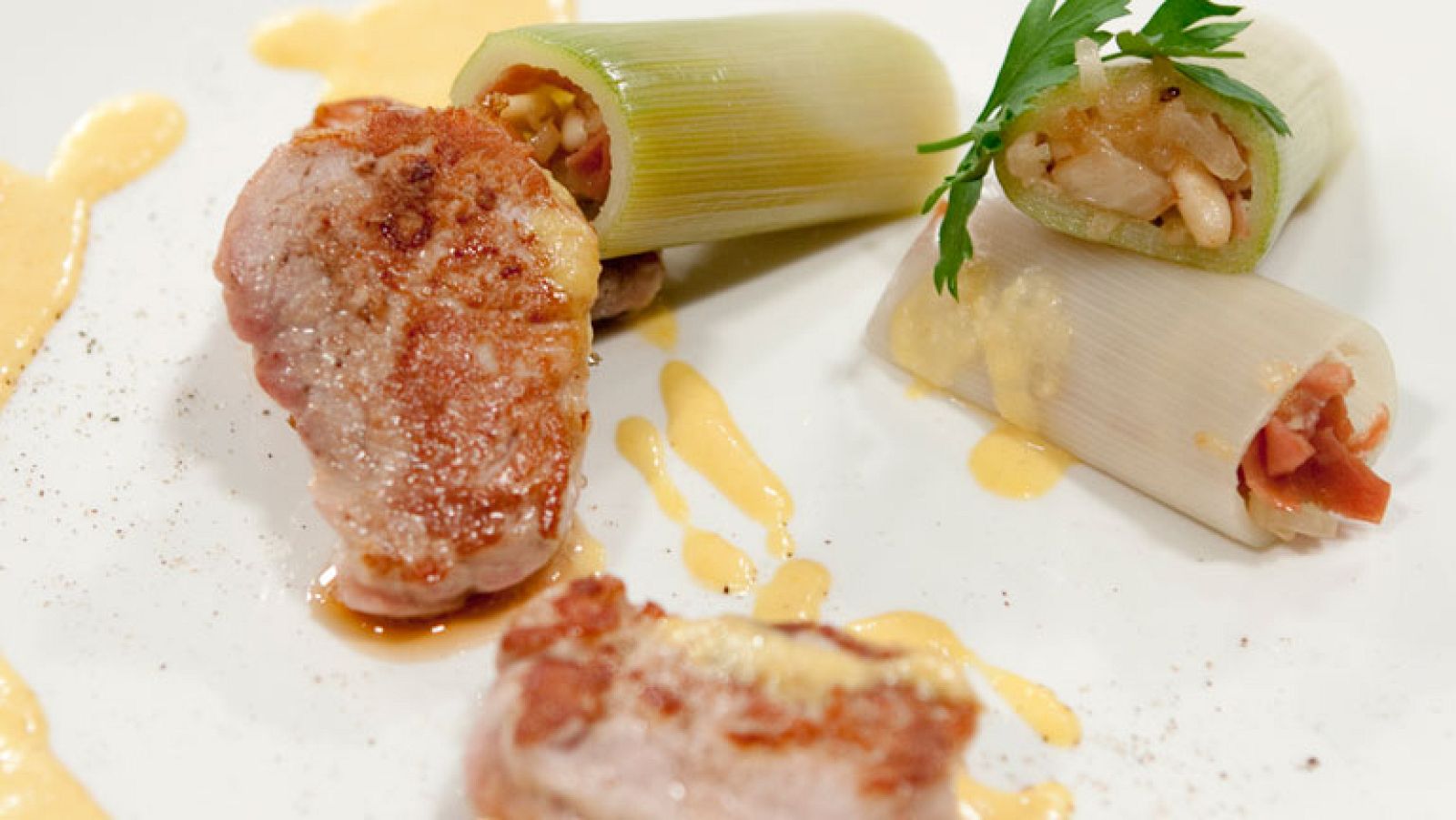 Solomillo a la plancha con puerros