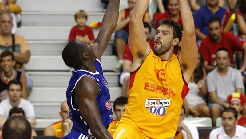 Cómodo trámite de la selección española ante Gran Bretaña