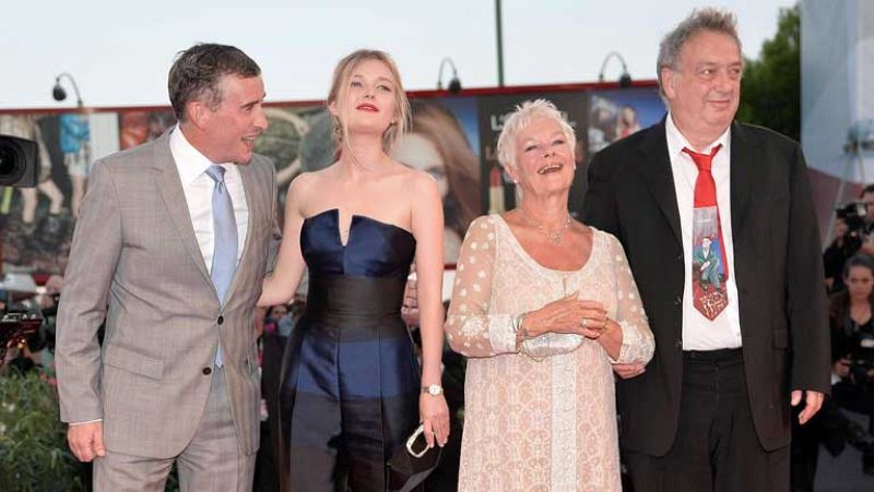 La gran Judi Dench conquista la Mostra de Venecia de la mano de Frears