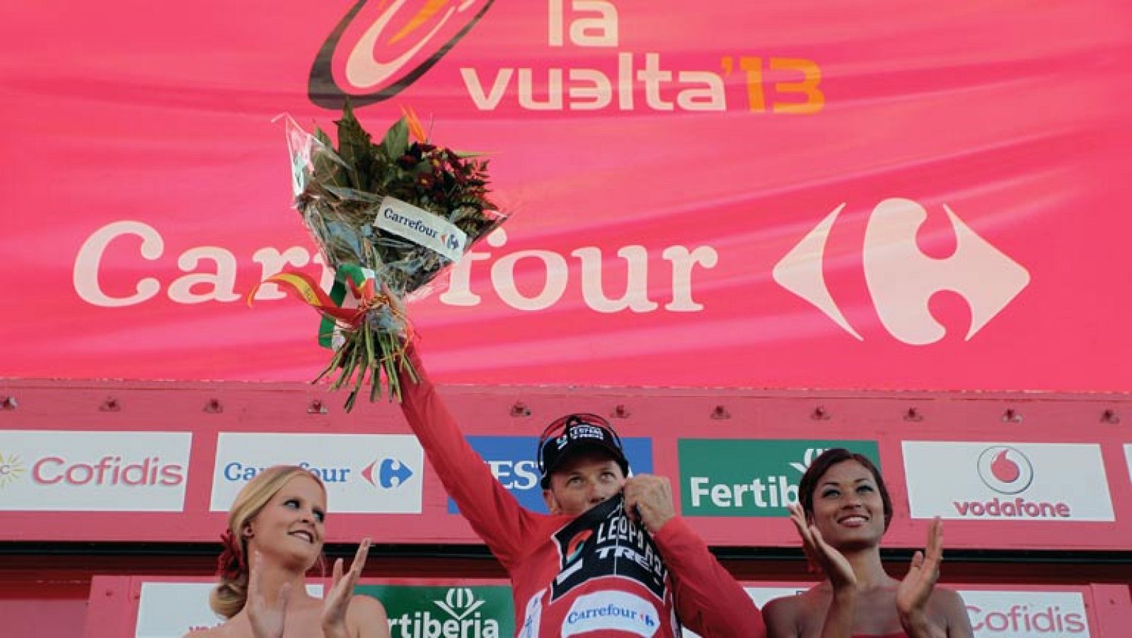 Horner demuestra su fuerza en el Alto de Hazallanas | Ver