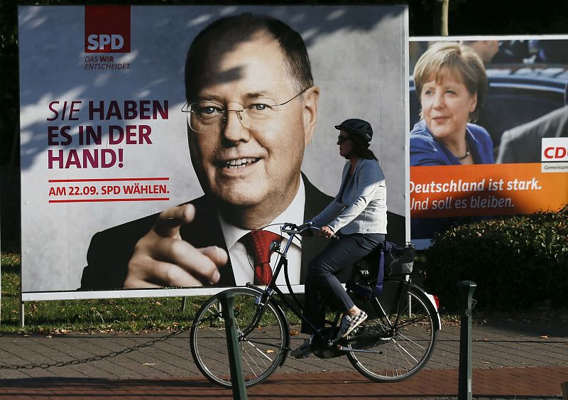 Los socialdemócratas pisan el acelerador y recortan un punto a Merkel tras el cara a cara