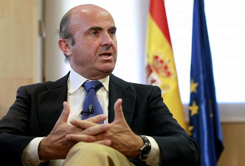 De Guindos: el Gobierno revisará al alza la previsión de crecimiento del PIB para 2014