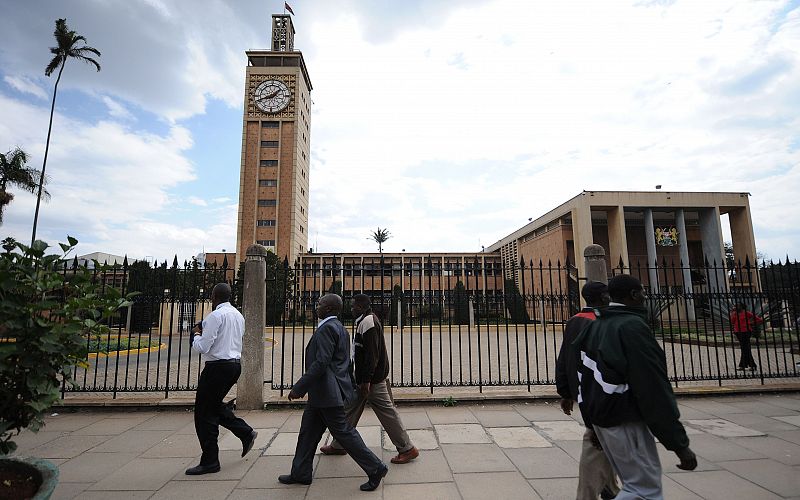 Kenia abandona la Corte Penal Internacional que juzgará a su presidente por 1.300 muertes