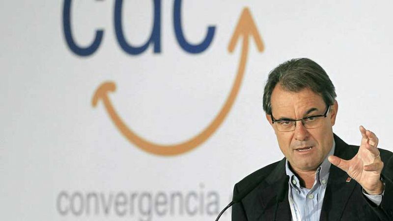 Mas se compromete a celebrar en 2014 una consulta legal "tolerada" por el Estado