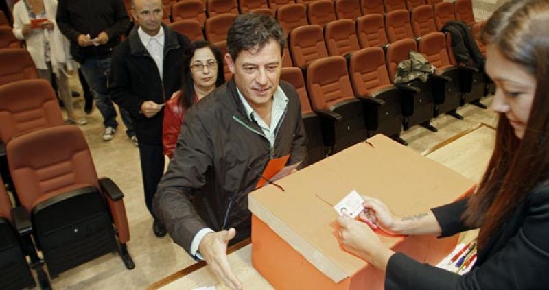 Gómez Besteiro, nuevo líder de los socialistas gallegos