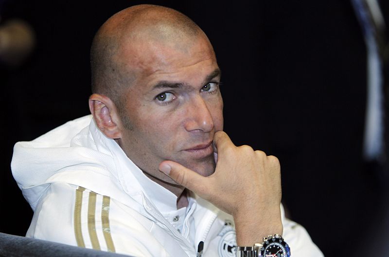 Zidane: "Ningún jugador vale 100 millones"