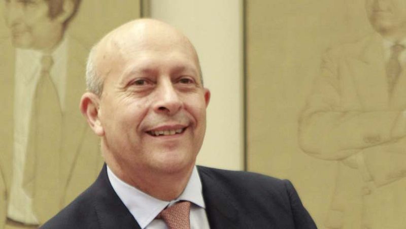 Wert cifra en 10.000 los nuevos universitarios que se quedarían sin beca si no obtienen el 5,5