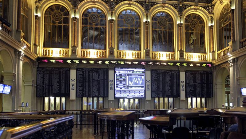 El IBEX 35 suma un 3,3% en la semana y cierra la sesión con un nuevo máximo anual