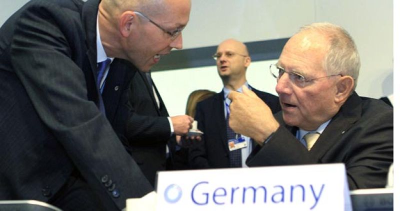 La UE, dividida por la liquidación de bancos cinco años después de la caída de Lehman Brothers