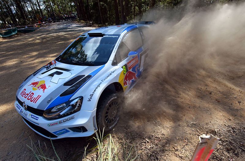 Ogier sigue líder del Rally de Australia a falta de una jornada