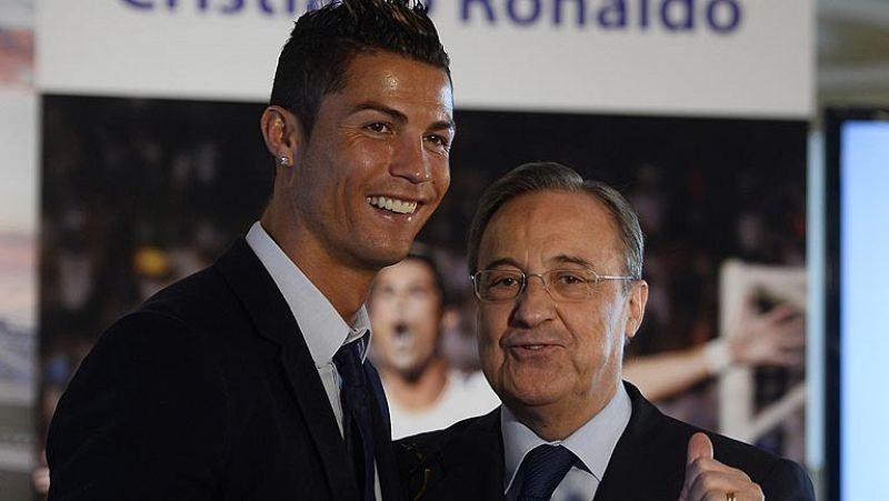 Cristiano Ronaldo es "extremadamente feliz" tras renovar hasta 2018 con el Real Madrid
