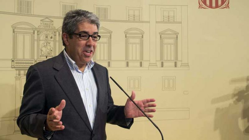 La Generalitat acepta dialogar pero sin "dilaciones innecesarias" y mantiene la consulta para 2014