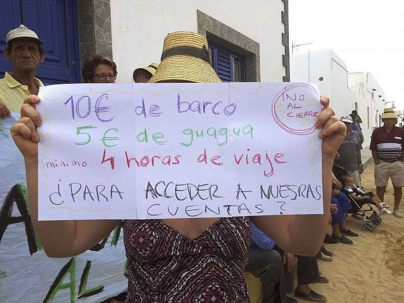 Bankia recula y mantendrá abierta su oficina en la isla canaria de La Graciosa