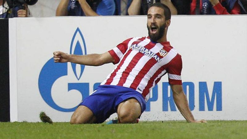 Arda Turan renueva con el Atlético hasta 2017
