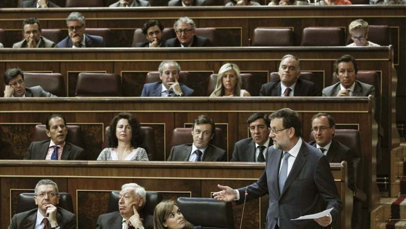 El Gobierno prohibirá el uso de tarjetas de crédito en los ministerios