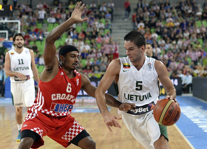 Lituania gana el pulso a Croacia para ser finalista del Eurobasket