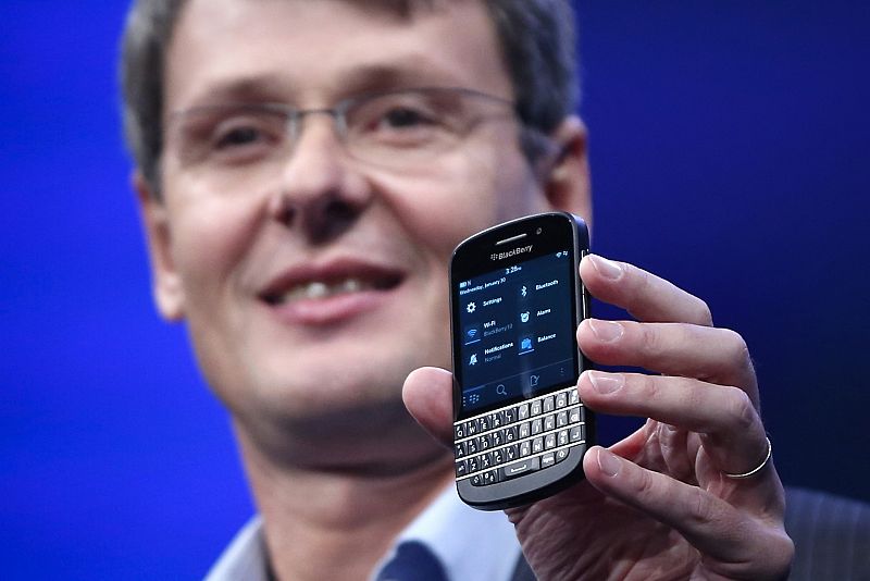 BlackBerry despedirá a 4.500 empleados tras perder 995 millones de dólares