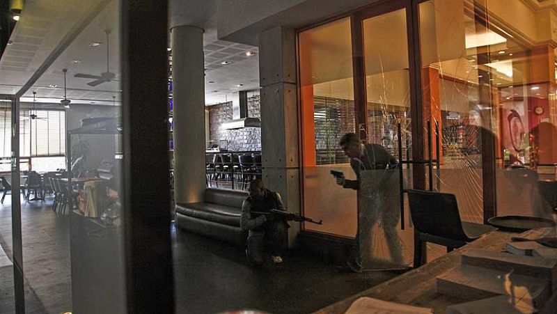 Una testigo en Nairobi: "Mi empleado vio cómo disparaban contra una carpa llena de niños"