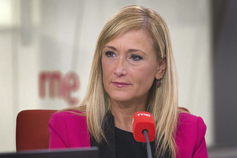 Cristina Cifuentes recibe el alta médica tras el accidente de moto