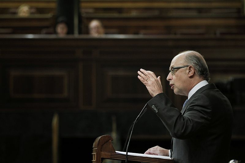 Montoro asegura que el dato del déficit público "irá mejorando" y se cumplirá el objetivo