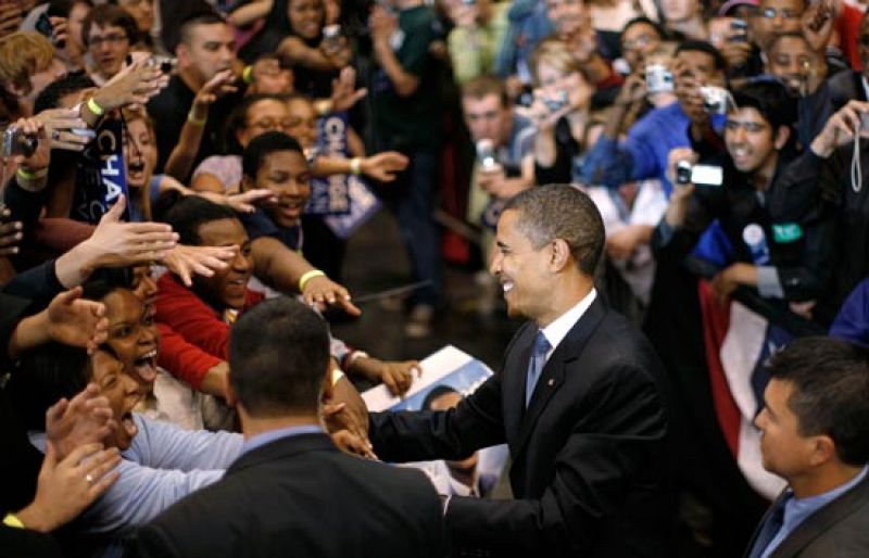 Obama hace historia al ser el primer candidato negro a la presidencia de Estados Unidos