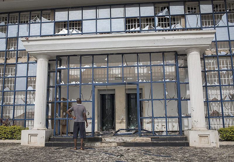 Decenas de muertos en un ataque armado a un centro educativo en Nigeria