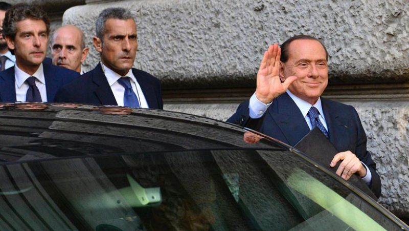 Los 'versos sueltos' de Berlusconi, ante la encrucijada de salvar el Gobierno italiano