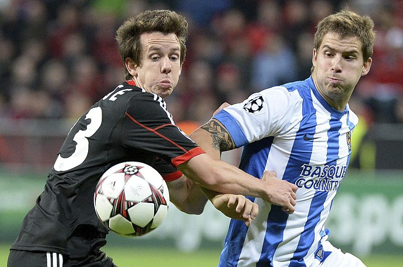 Íñigo Martínez ocupa el hueco dejado por Albiol en la selección española