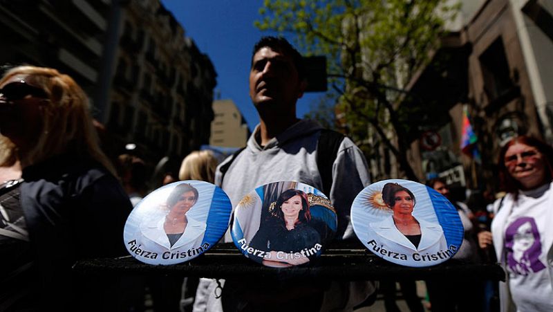 Cristina Fernández se recupera de "buen ánimo" de la operación de un hematoma craneal