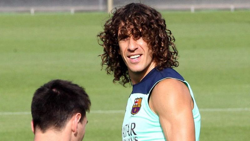 Puyol se prueba y juega 45 minutos en un amistoso a puerta cerrada