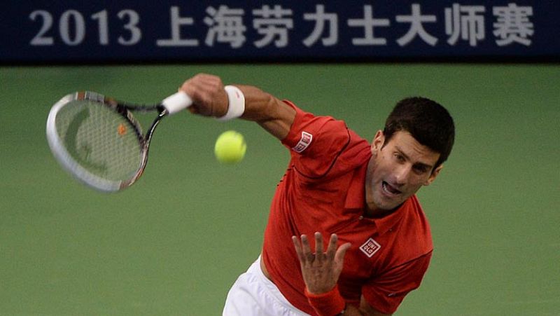 Djokovic liquida al irregular Tsonga para ser finalista en Shanghái