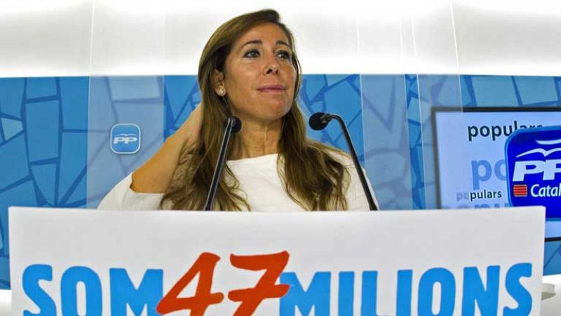 Sánchez-Camacho carga contra Rubalcaba por "abandonar la defensa de España"