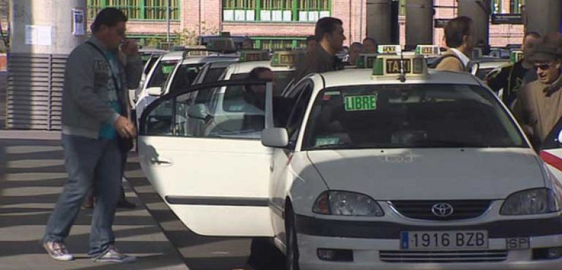 El taxi a Barajas desde el centro de Madrid, dentro de los límites de la M30, costará 30 euros