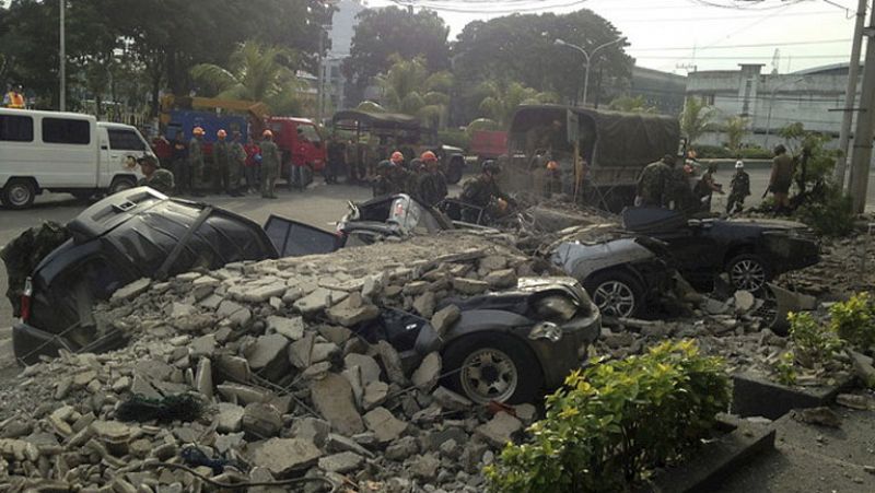 Un terremoto de 7,2 en Filipinas deja al menos 87 muertos y 167 heridos
