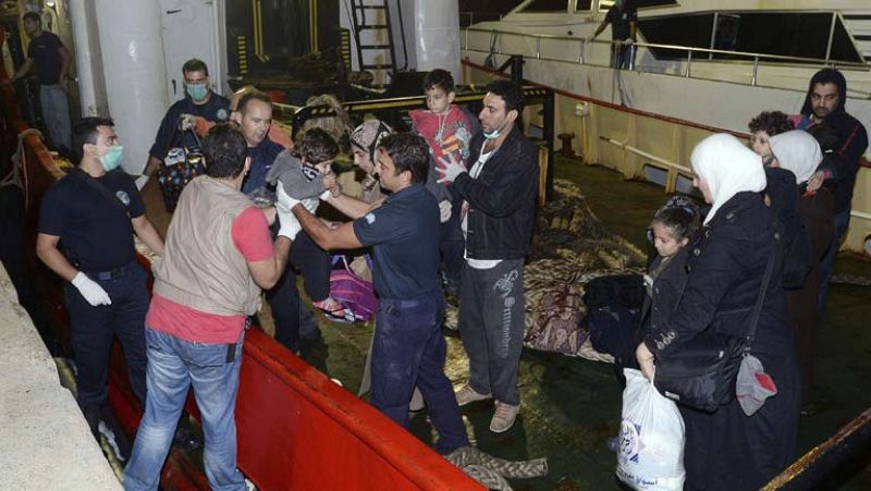 Sicilia decreta el estado de emergencia ante la llegada masiva de inmigrantes