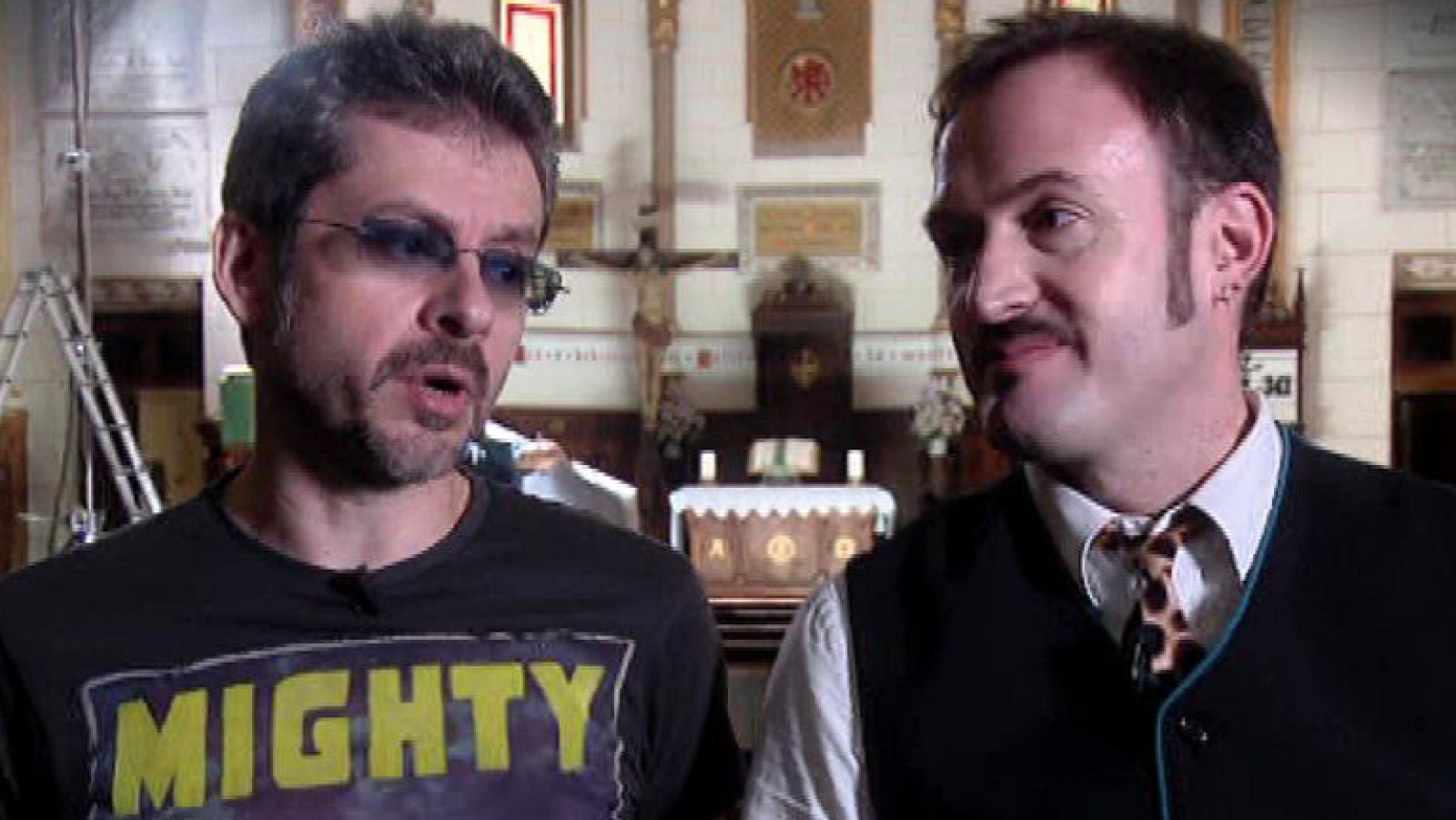 Alex O'dogherty, a las órdenes de Juanma Bajo Ulloa... ¡en un videoclip! - Ver ahora