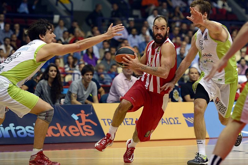 Unicaja deja escapar la victoria ante Olympiacos