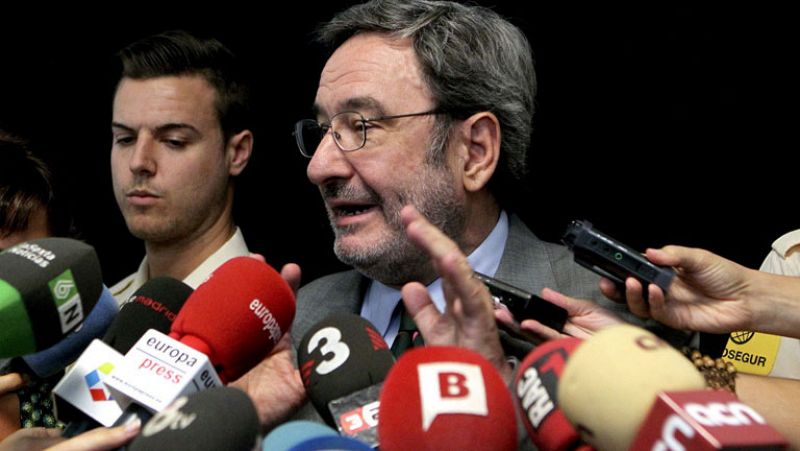 Narcís Serra defiende su gestión como presidente de Caixa Catalunya tras declarar ante el juez