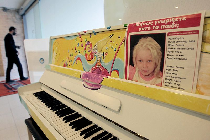 La policía griega busca a una pareja de búlgaros como posibles padres de la niña secuestrada