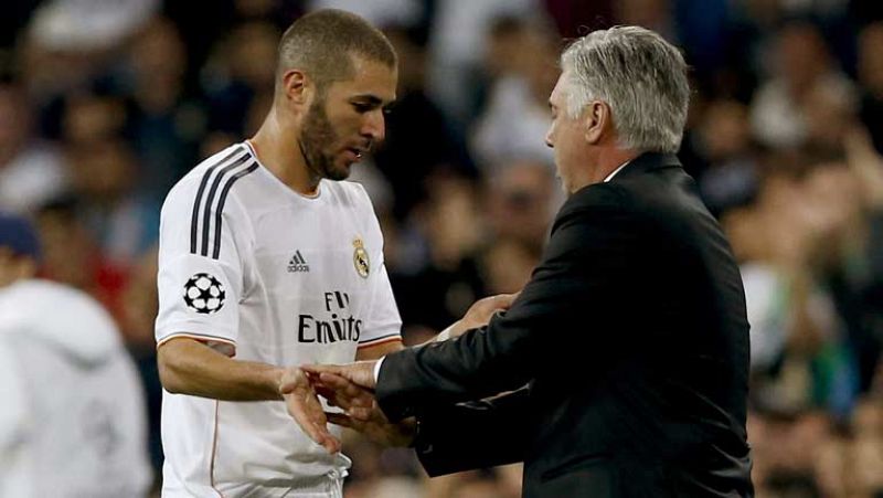 El once titular de Martino parece claro, el de Ancelotti no tanto