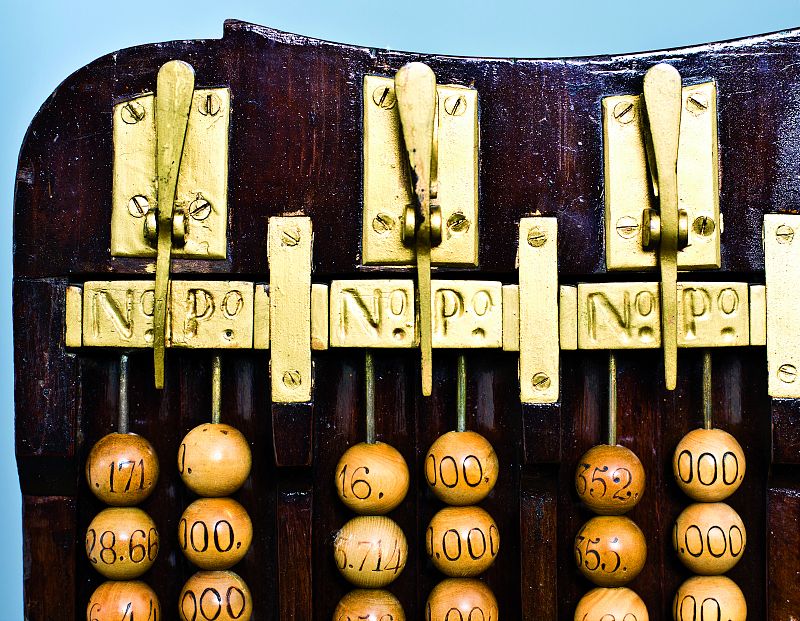 Arte, emoción y humor se esconden detrás del Gordo de la lotería de Navidad