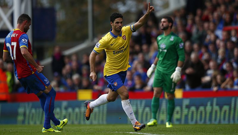 Arteta guía al Arsenal y Luis Suárez ilumina al Liverpool
