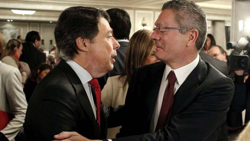 Madrid bajará 1,6 puntos el tramo autonómico de IRPF y un punto el Impuesto de Transmisiones