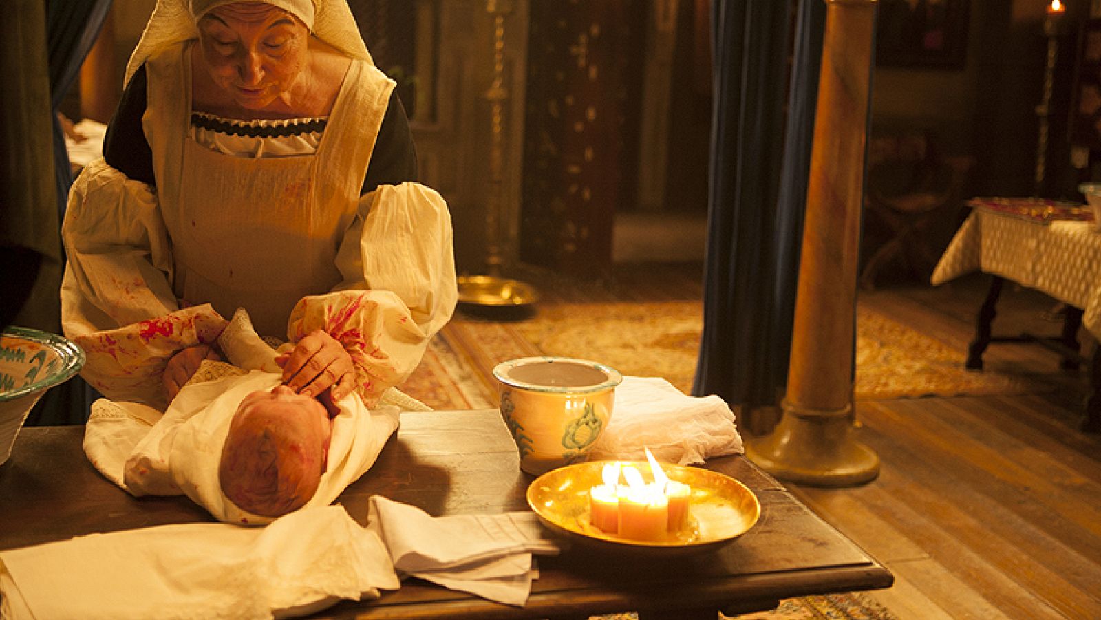 ¿Es cierto que Isabel tuvo mellizos?