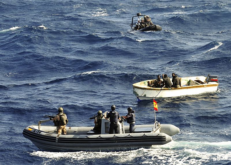 Condenados a entre 8 y 12 años los piratas somalíes que asaltaron un buque de la Armada